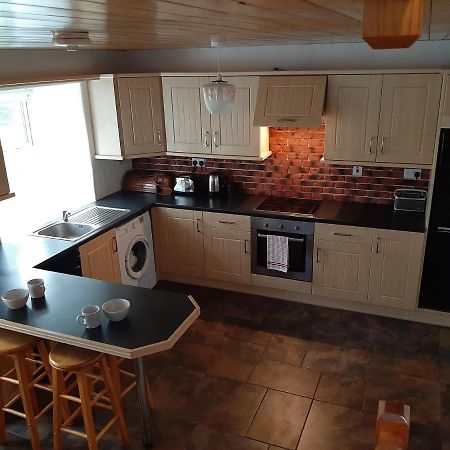Traditional Cosy Cottage With Beautiful Views Westport Exterior foto